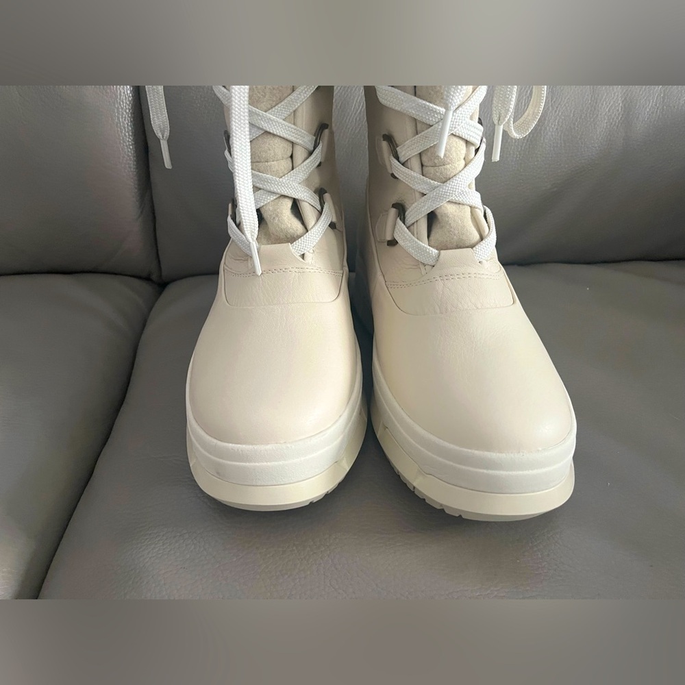 New Sperry Kittery Winter White/Ivory waterproof leather boots Size 8.5 - Picture 2 of 10